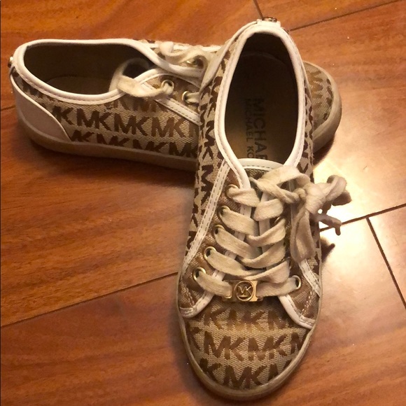 Girls Michael Kors MK Sneakers - Picture 2 of 5
